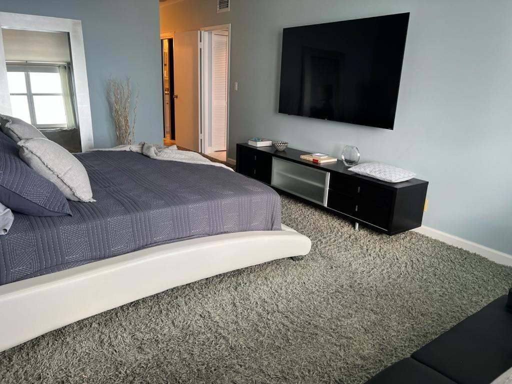 Penthouse Beach Front 1St Line, 2 Bedroom 2 Ba, New Decoration & Furnitures, Unobstructed View Of The Beautiful Atlantic, Free Parking Hollywood Exterior foto